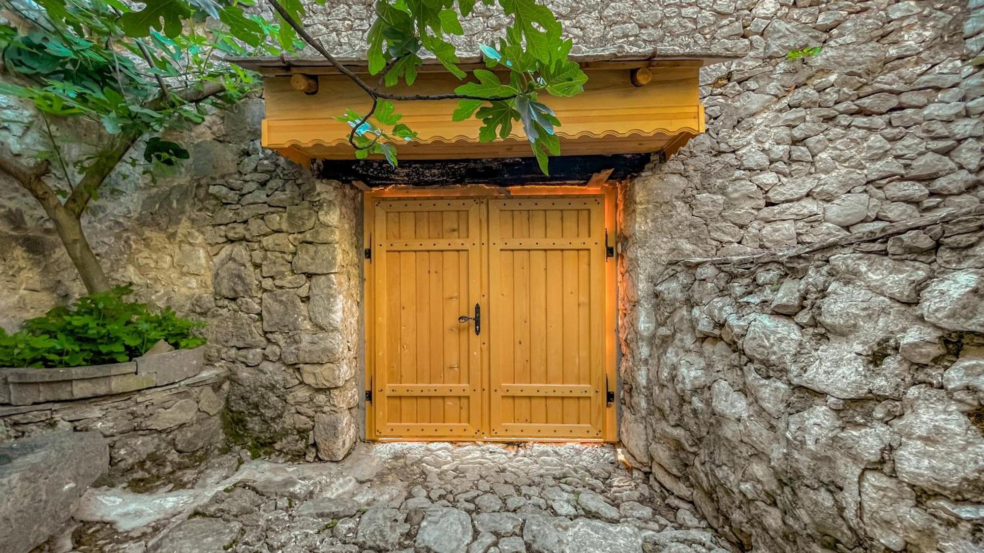 Villa Historic Pocitelj With Pool And Incredible Views On The River And Landmarks エクステリア 写真